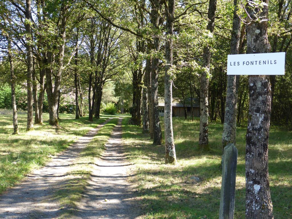 Les Fontenils Lassay-sur-Croisne Exteriér fotografie